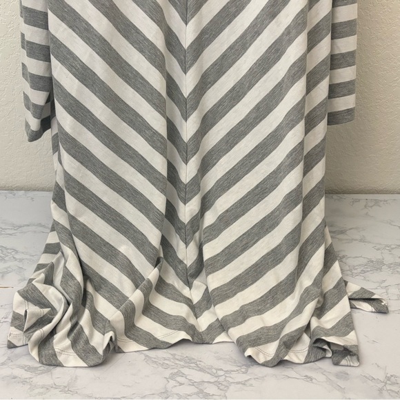 Women’s Avenue Sweater Size 16 Thin Knit Long Sleeve Cowl Neck Gray Striped​ - Picture 7 of 9